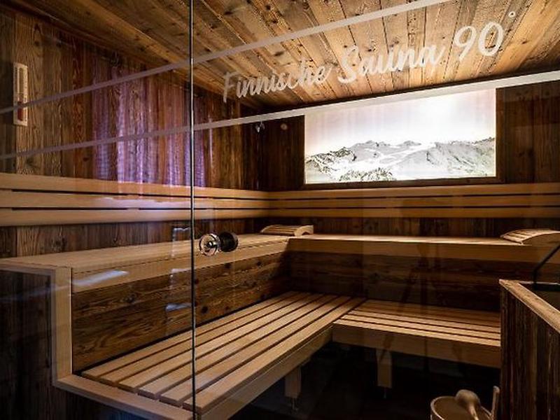 FEFAF2035C4B42170ADAE44602024BC8