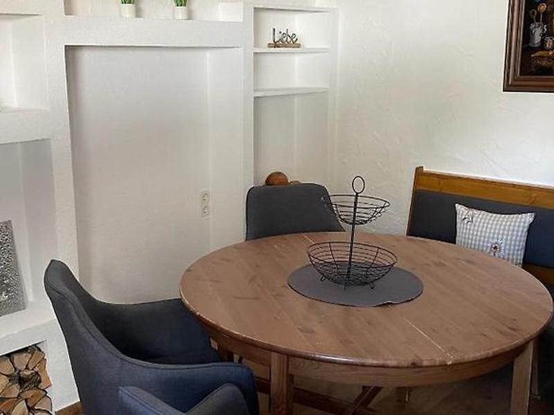 3D7F07F3BDDCC055B9BFC0E935D9C84C