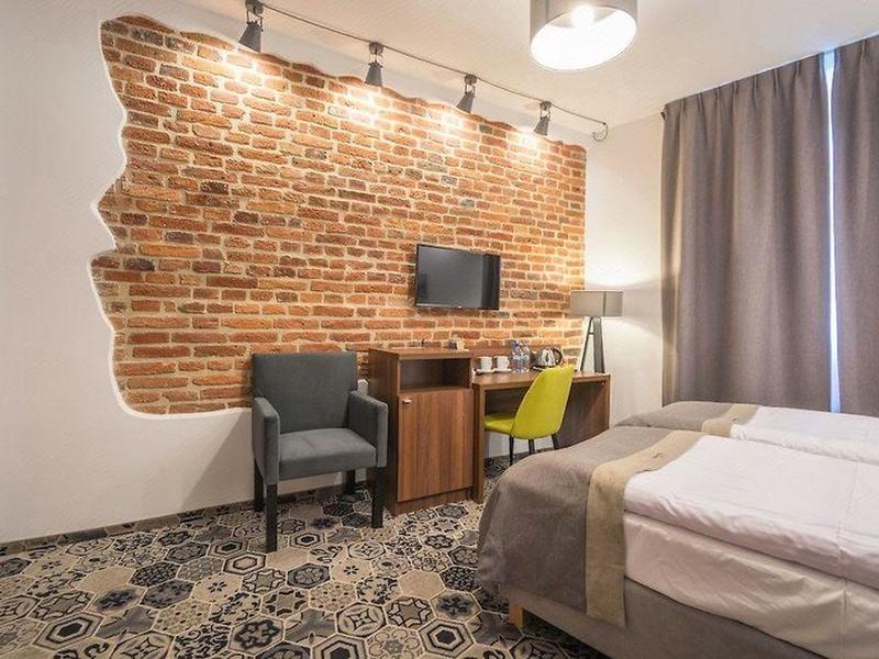 FA4E0315405AE61AF7F4653A2FF2364F