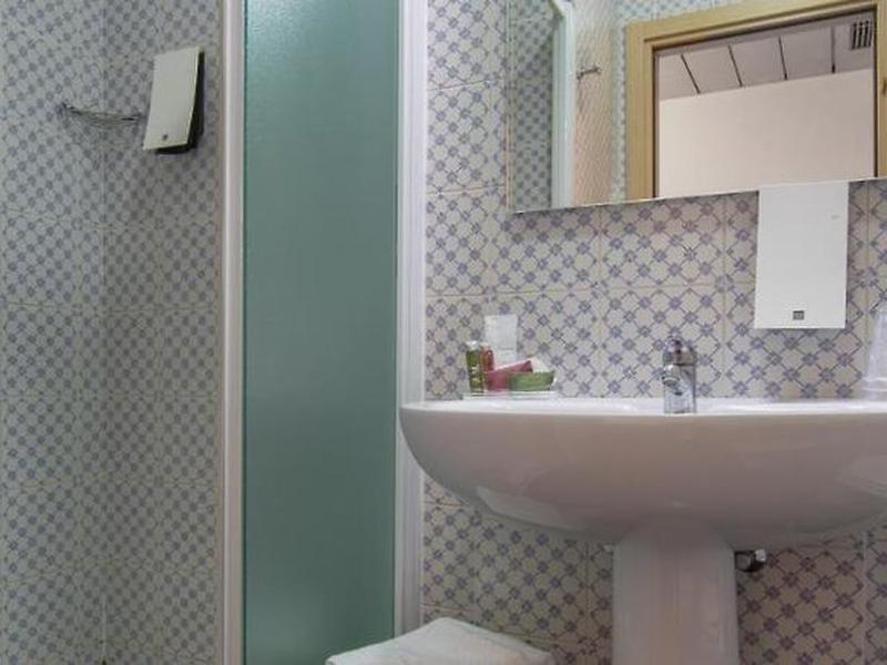 F752E4B6994039024C37D66CBF535241