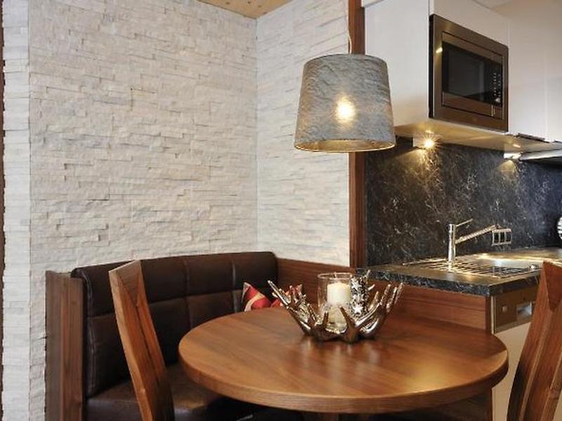 0D09026C340FB142F88480F2568EC3A7