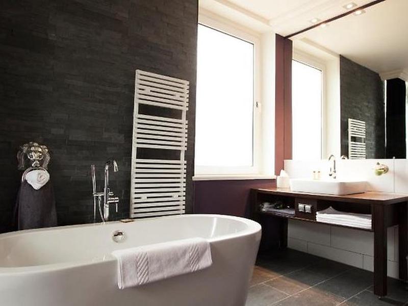 0EF1A539E013A9CA727418F6C69CD58A