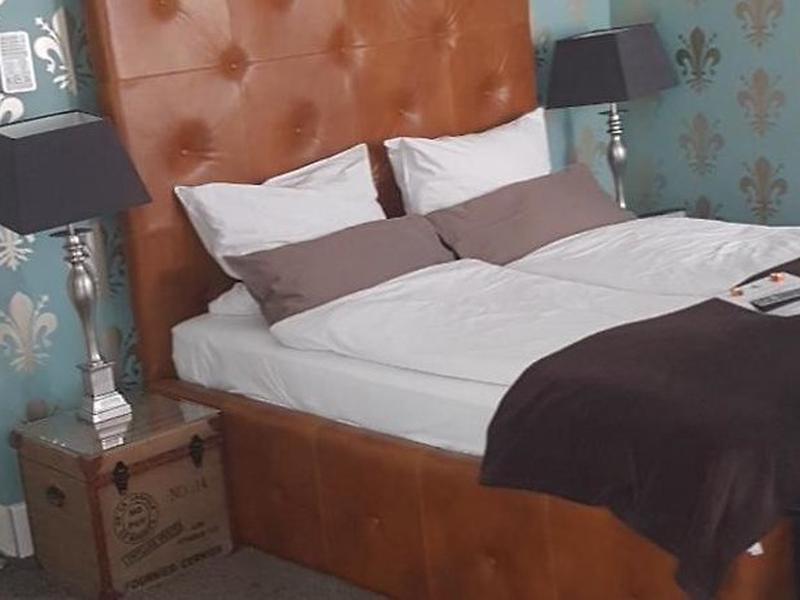 987AE960ED7131C317B8269318BED190