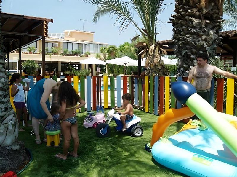 6FDE51A25E3323E5BC0316D4B0EE49E1