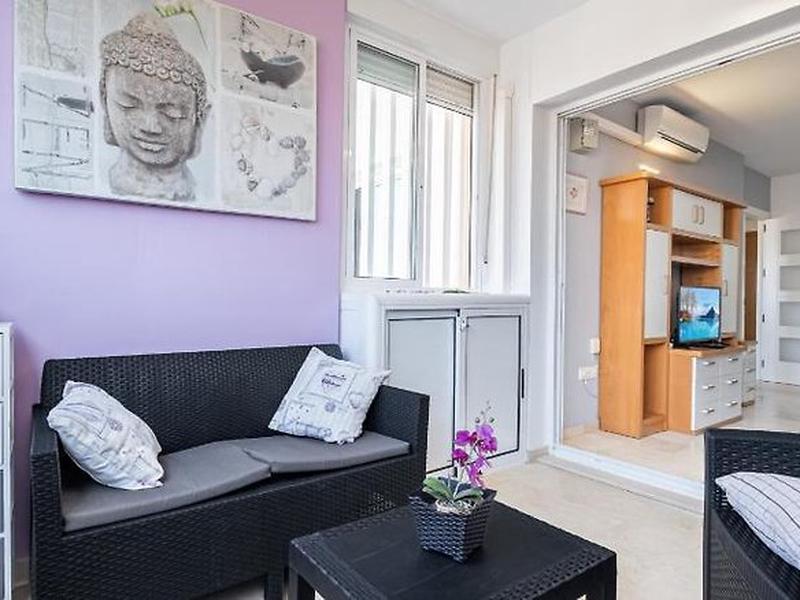 AAC52E1723A437A626889DB22CBA4933