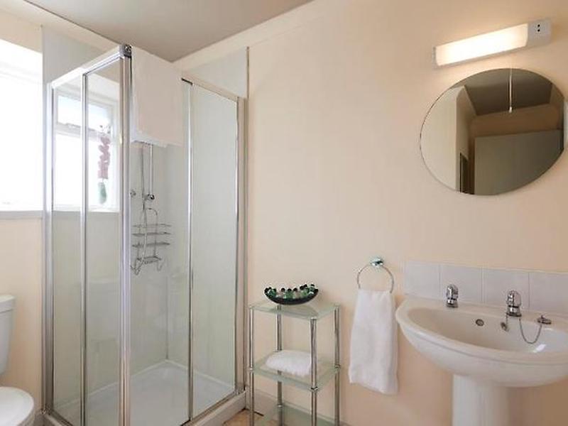 68A2B9C00E0D54CD42AA3AF507B5F216