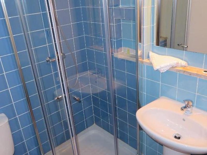 830E6EFDE65B7E685B7D253472720283