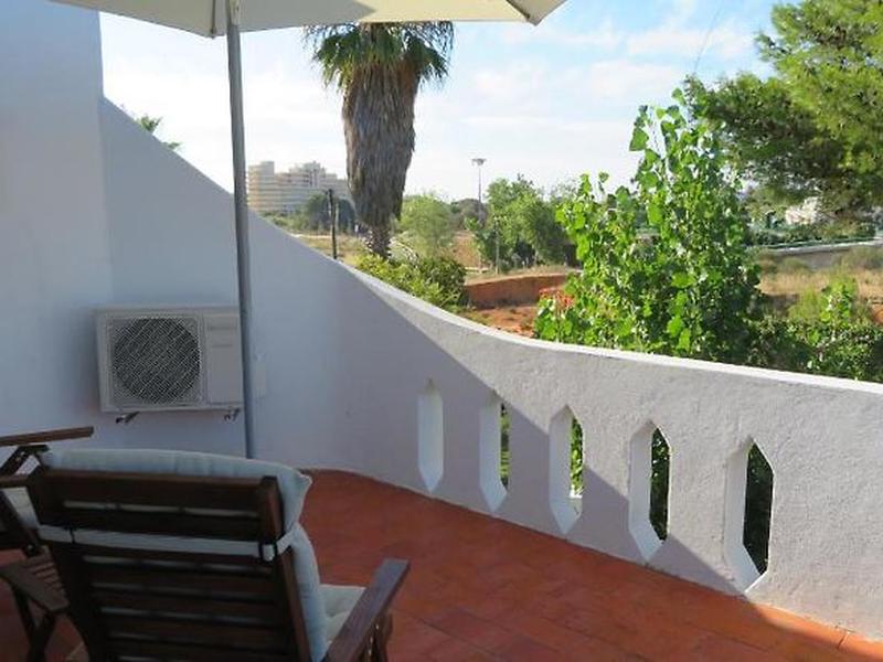 4B6DE5E82CE16C97AFC75D6223F9DBC6