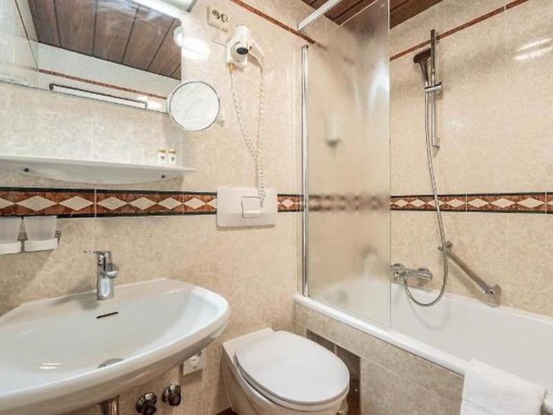 8A23D9037097969A86A0CC6233F63178