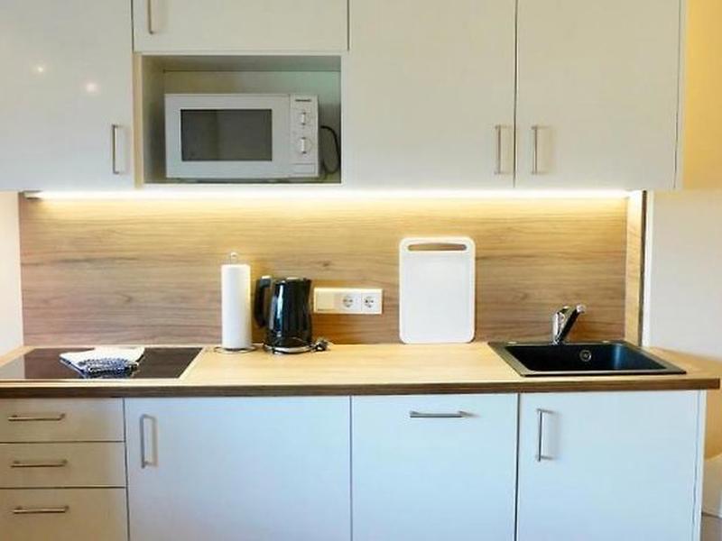 A55049F1932F70EE444D3003AF51FFA3