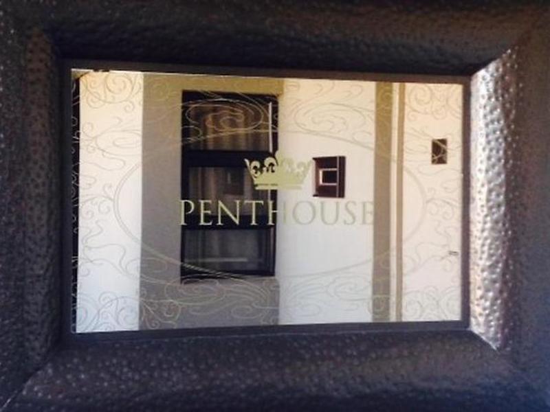 30E7EBDAC6D8E76D0273BCB822C1B5F8