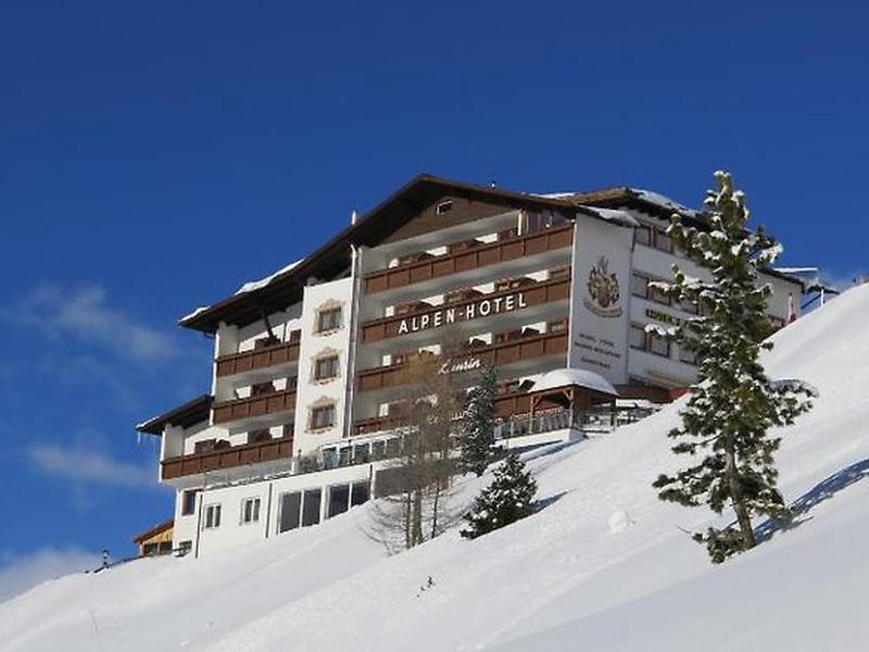 1082B8326E987A2B2259B905CB7967D1