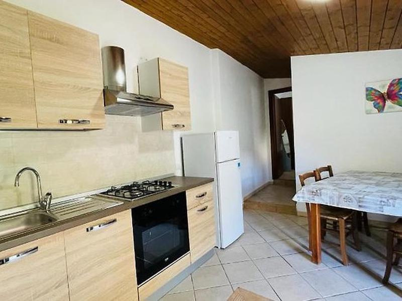 60BF349E983FBF0391A7A8202253B9D3