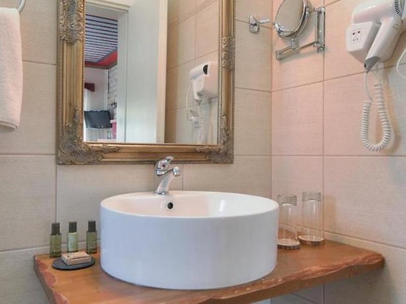 59B244FF4D2F64F6BFE65ED1643603A1