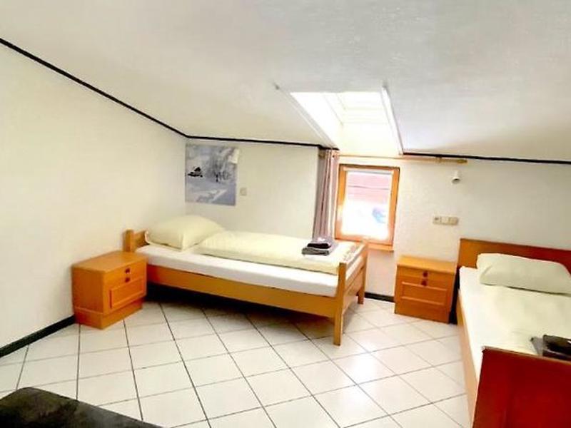 9BD3515079EDEC7F699DB04C09F714A1