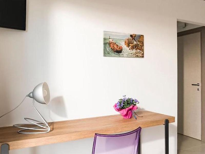 98408556F966A63D962FB95B2AD82E2D