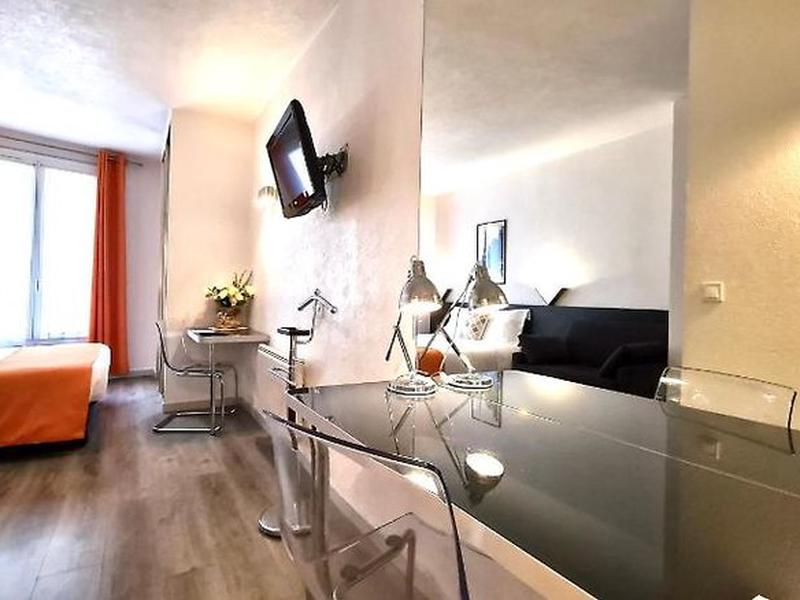 B2C1A58D995EA55DAC68C2749244D683