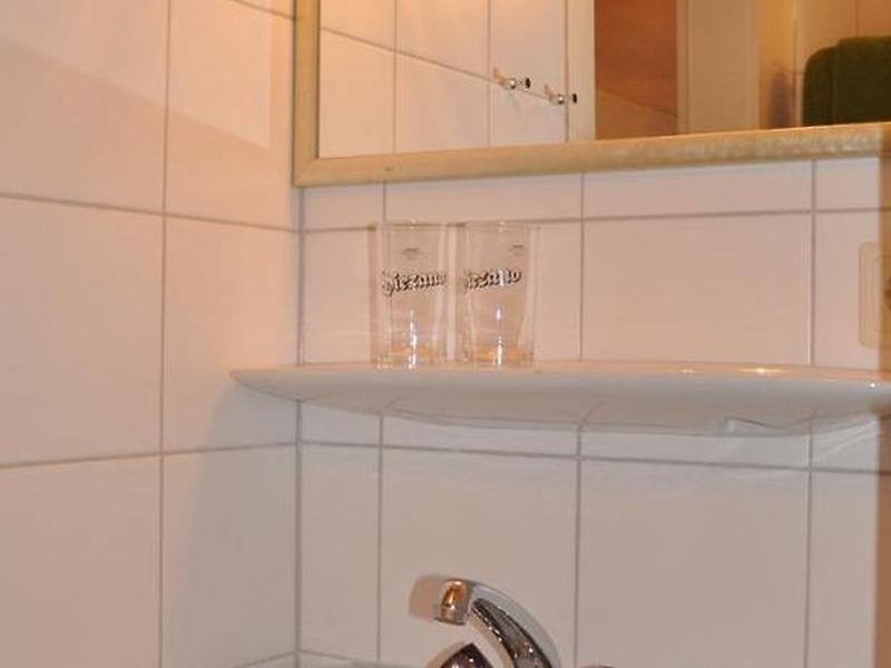 C548A3E05171F376B23C1DE7185BAEC0