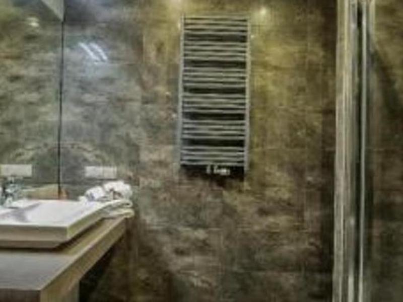 38313B1DD01E3672B99E97BADA123BFA