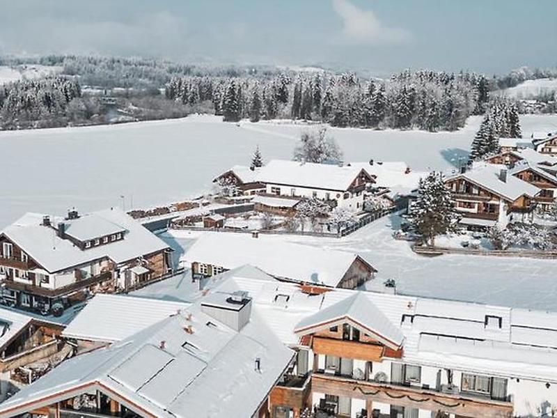 1AB588AE3B15024A5964D9B78533163F