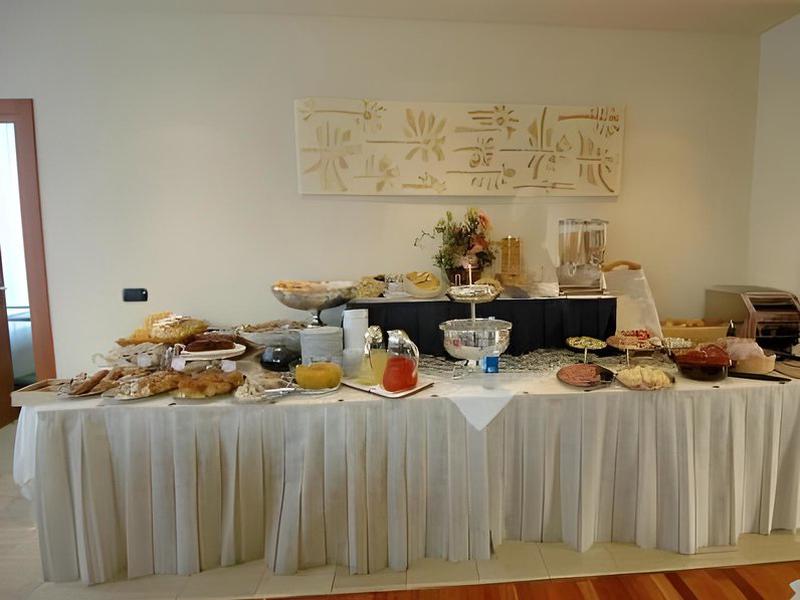 213DDAE045C285F8BFA4D79C662657BE