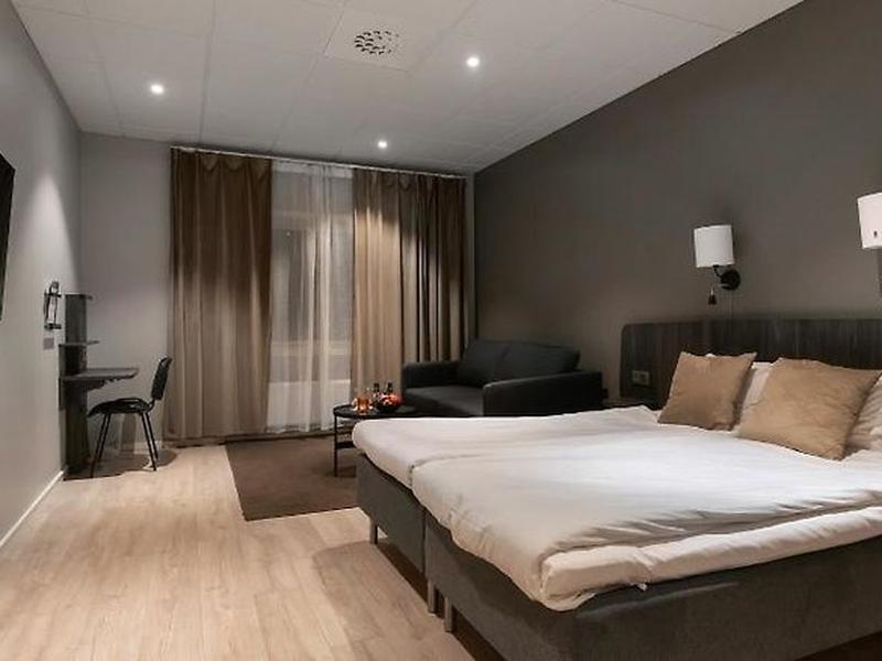 416322F40BE5903DED8B84B4668C2B47