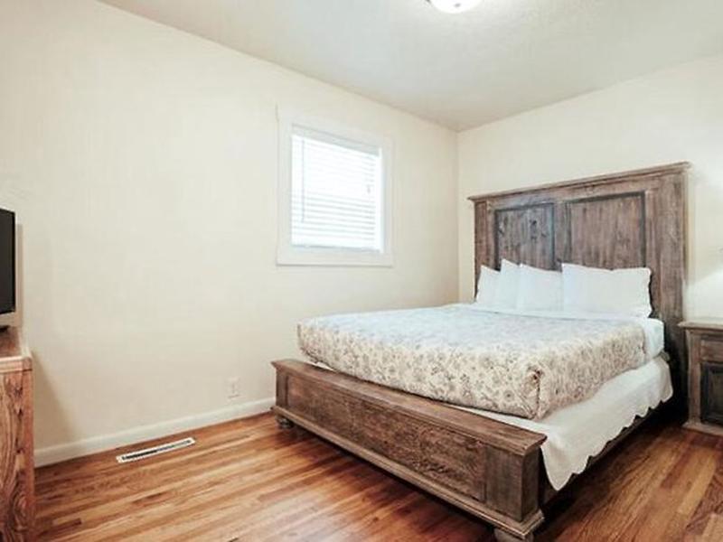 F5D298C1F911F18CD5674EE9E4E724C1