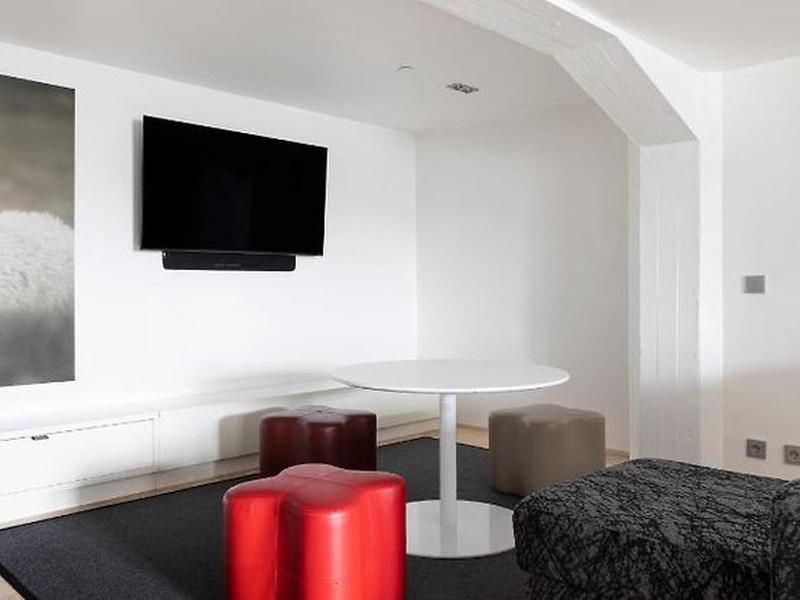 5F4BB681563C01ED5824254754CBA204