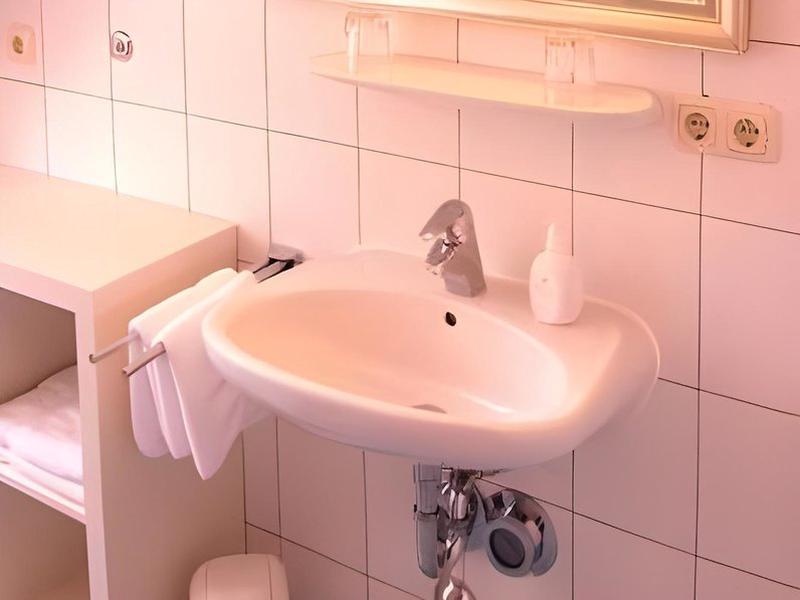 CB96975155745CF55115992FD05FD40D