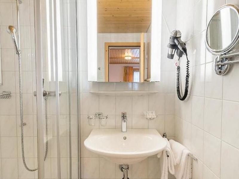 49AC44A27C5B3FB41164BE721DFF0D26