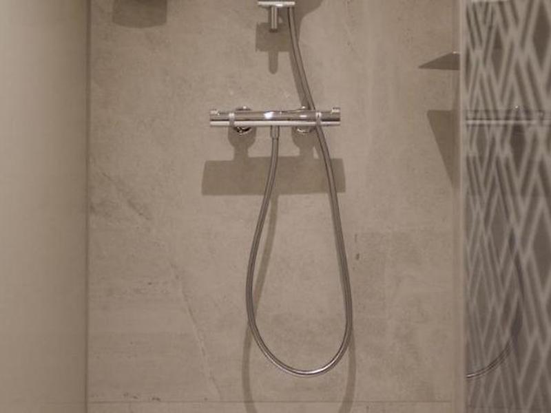 ABDF8CD48132B66F3E2DE0185AF655CE