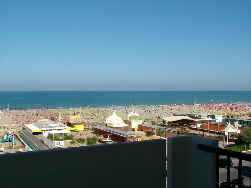 98CDCF004F4EB3918B1CF2334888E0CD