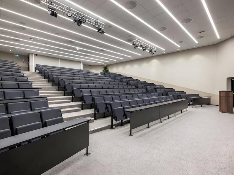 41C46B10496065CA78B5D23CD156FCE1