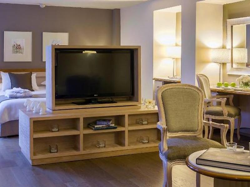 4777AB7DD22835D57280731BBED5B3A2