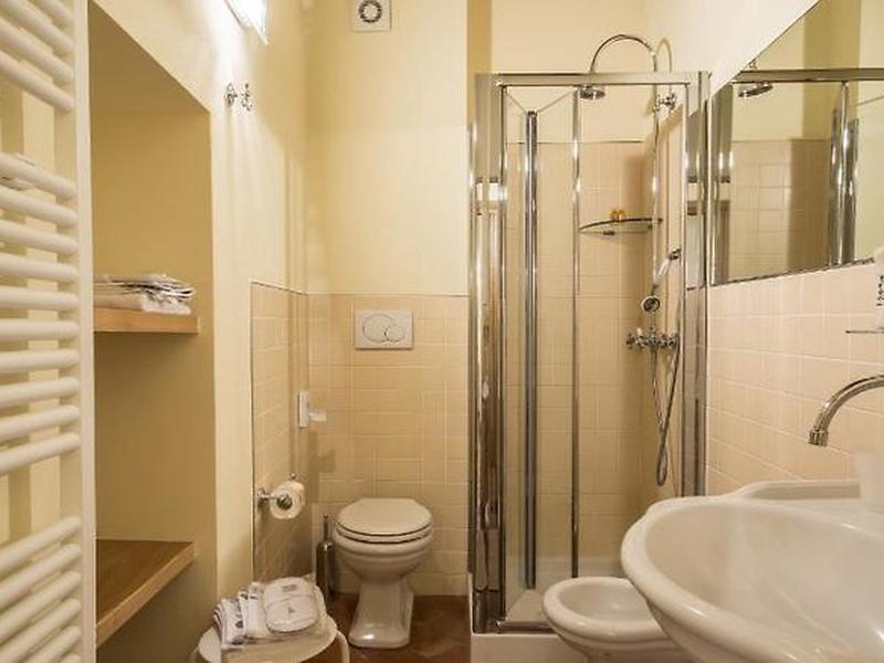 4F02255FF19134969FB9F5572CB7C012