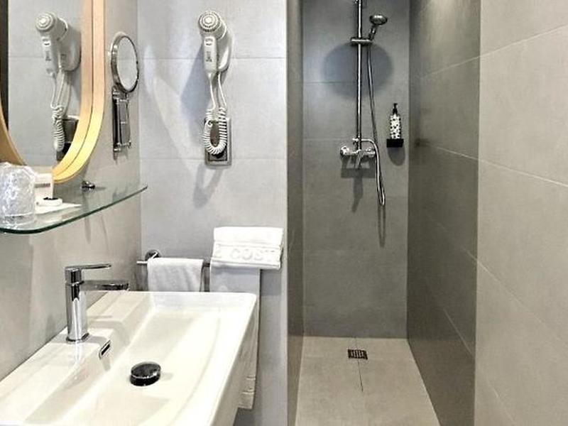 F8E7206CFDB0B1116AB5C970EA7E3A3B