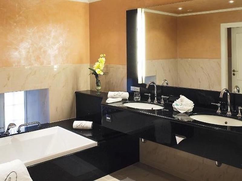 77BD9D7BCC30D1F267B5120EC9159EF5