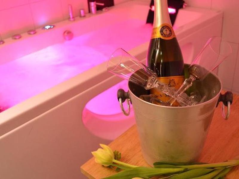 FF93CA7BE6902CB7591E345B63364814