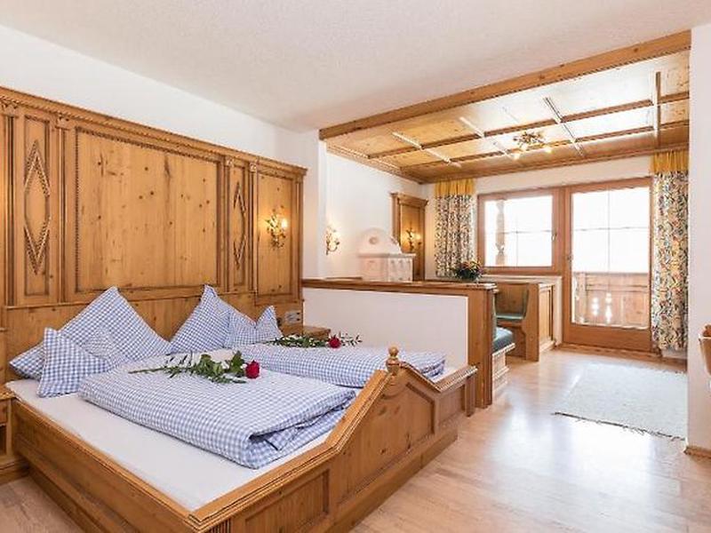 332836DAF4E5A50503138DB6D1D9361C