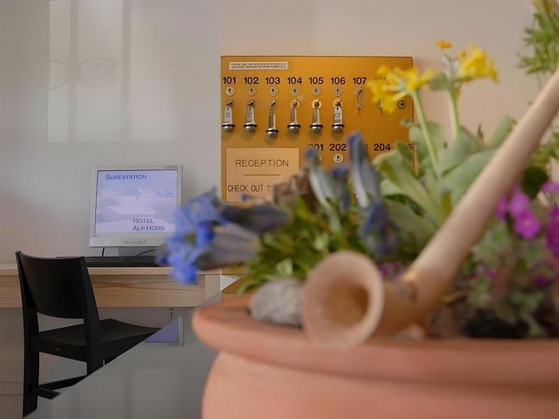 0C25C4229AE4F6085DD1263BB996455B