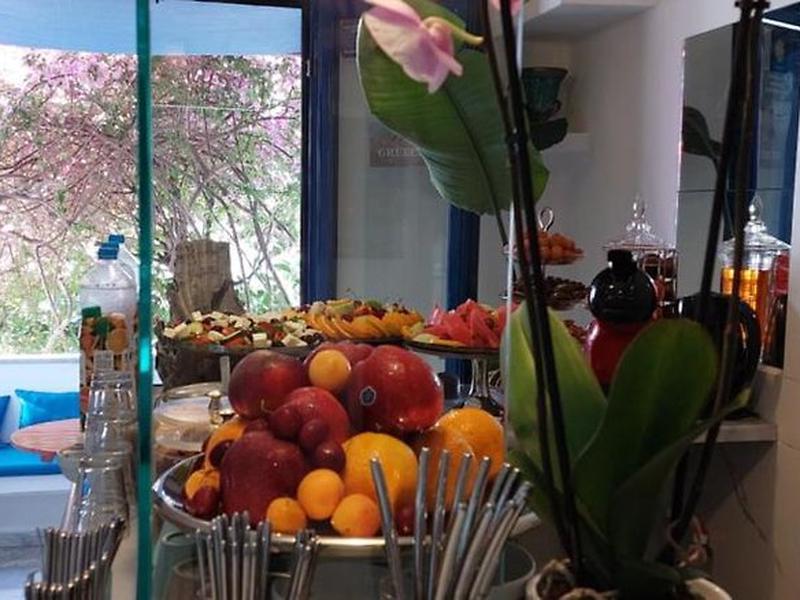 C5AB646B36FF59A04D6E17D7F5D9FE94