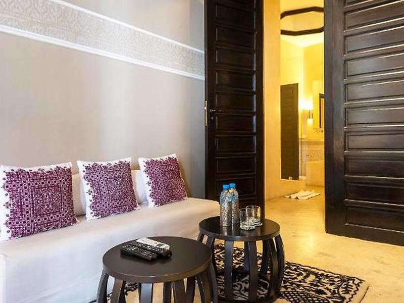 43AB37DF2EA1C770784DBC4AD8E397E5