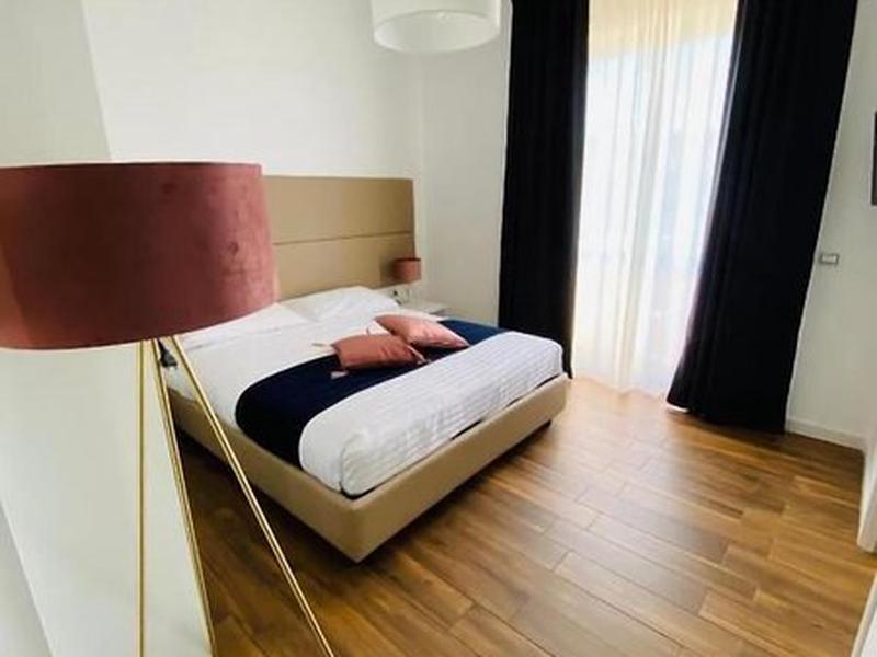 128796BB24364428D45FD879115F367F