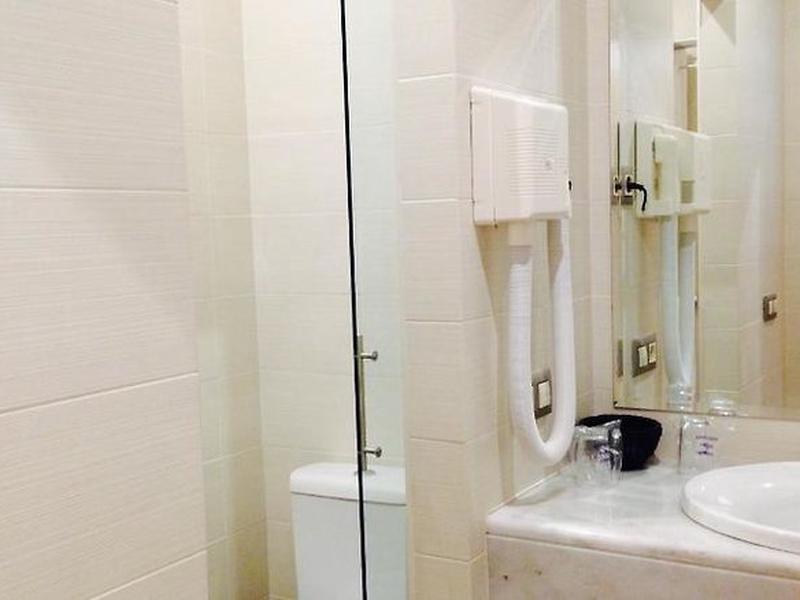 4170CC6FE092CB2C69800BC9219C02AC