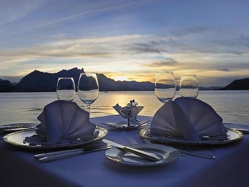 EA9582C92D2DE3397EF385D653F4A403