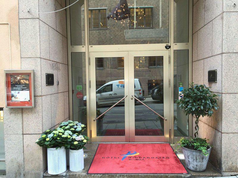 4F0198D8623BC09B5721781FB0D775BA