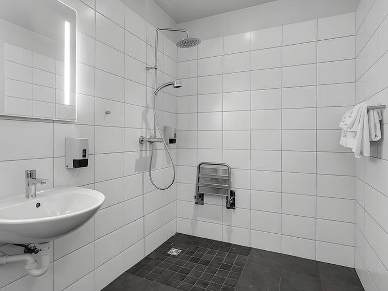 B69DBE4BDBB6F8975E645355423EFF6B