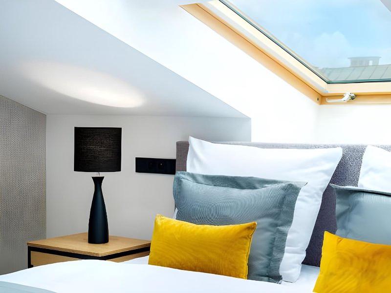 868EB6FF0E65BA4346A1112FAF5880B3