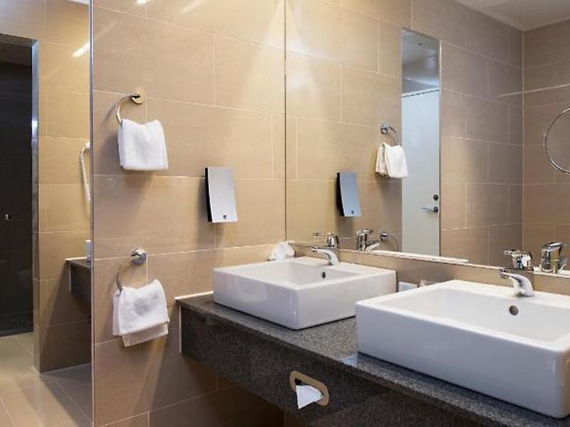 FF1C455B0E76752664BB9850B8EB2586