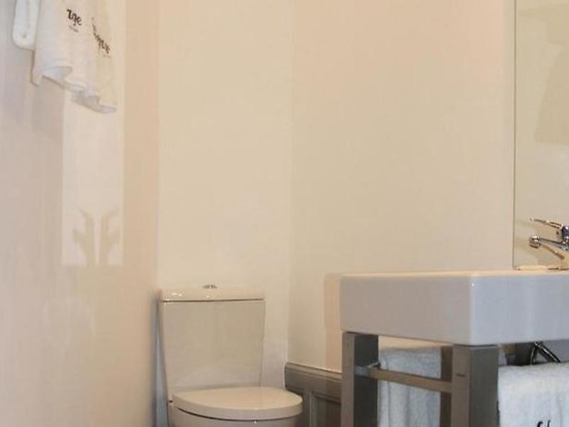 0440BFD94F0DC5ADB819AE5F796B9456